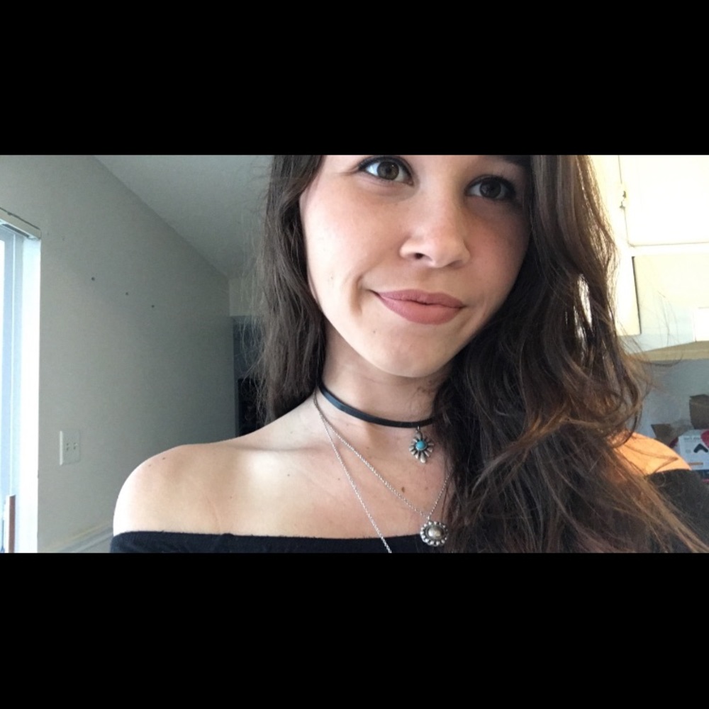 Meet your Posher, Kelly